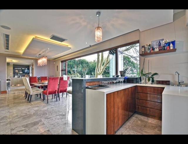 6 BEDROOM HOUSE FOR SALE IN NORTHCLIFF